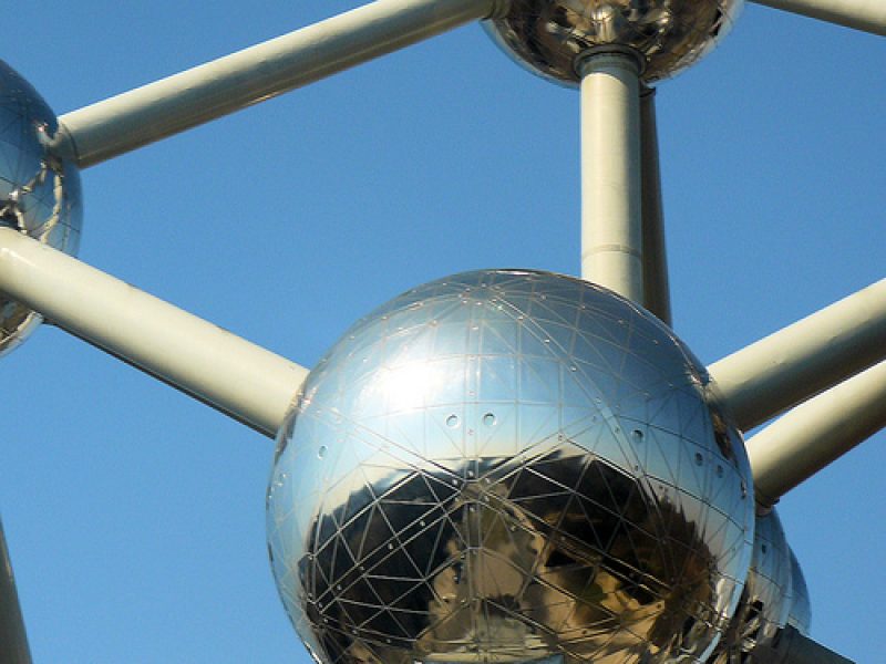 bruxelles-conni-hedegaard-atomium-creative-commons-klmicea